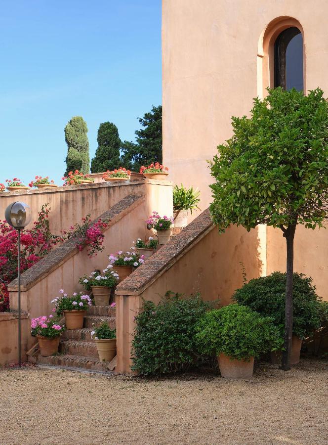 Soho Boutique Castillo De Santa Catalina - Adults Recommended Malaga Exterior photo The garden of the museum