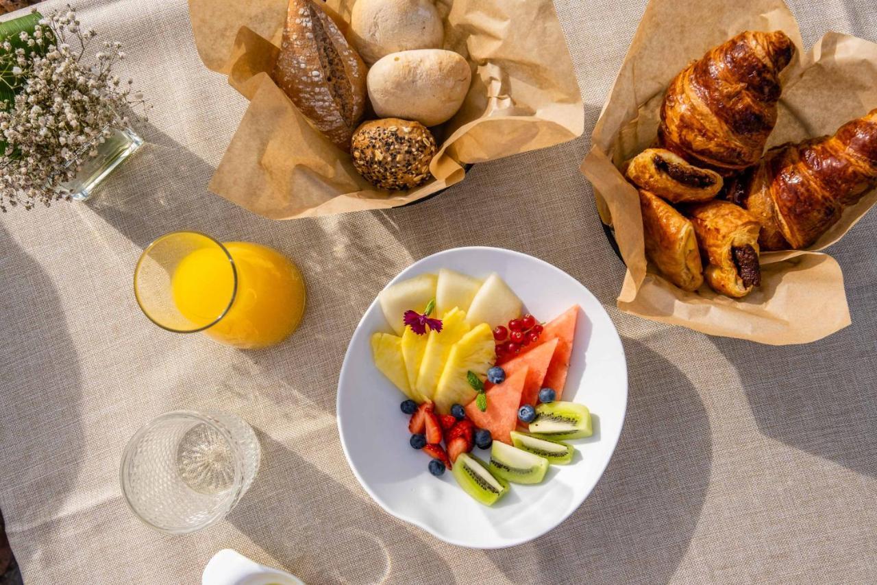 Soho Boutique Castillo De Santa Catalina - Adults Recommended Malaga Exterior photo A continental breakfast