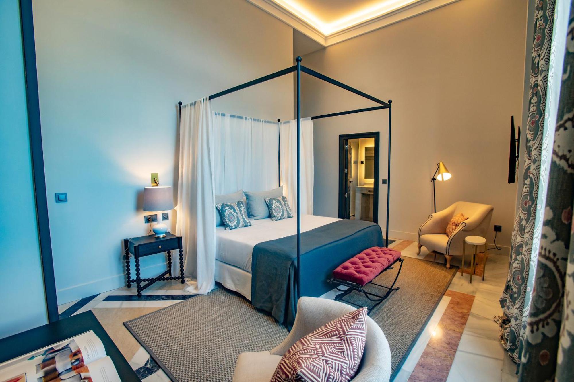 Soho Boutique Castillo De Santa Catalina - Adults Recommended Malaga Exterior photo A bedroom at the hotel