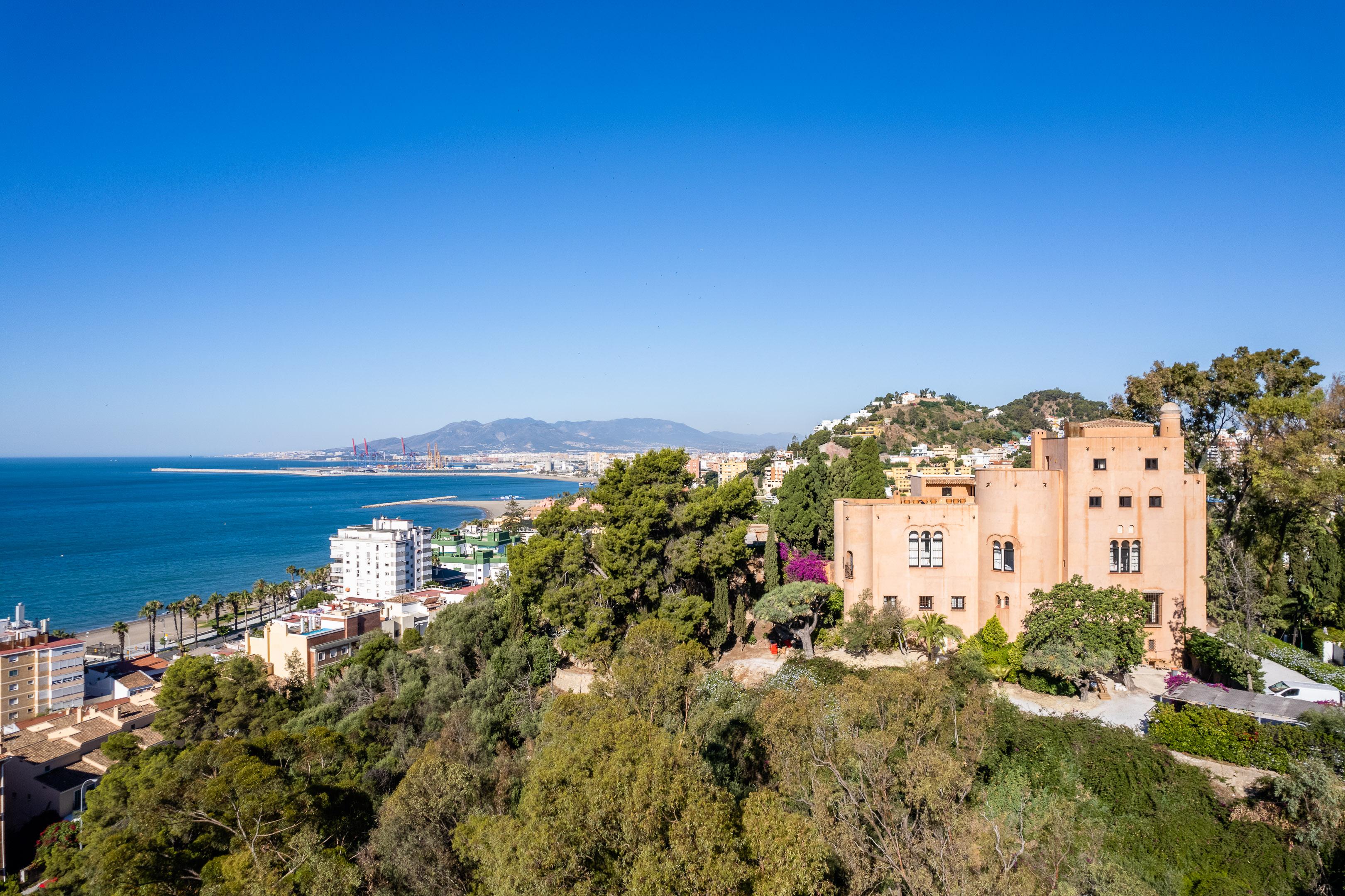 Soho Boutique Castillo De Santa Catalina - Adults Recommended Malaga Exterior photo View of the castle