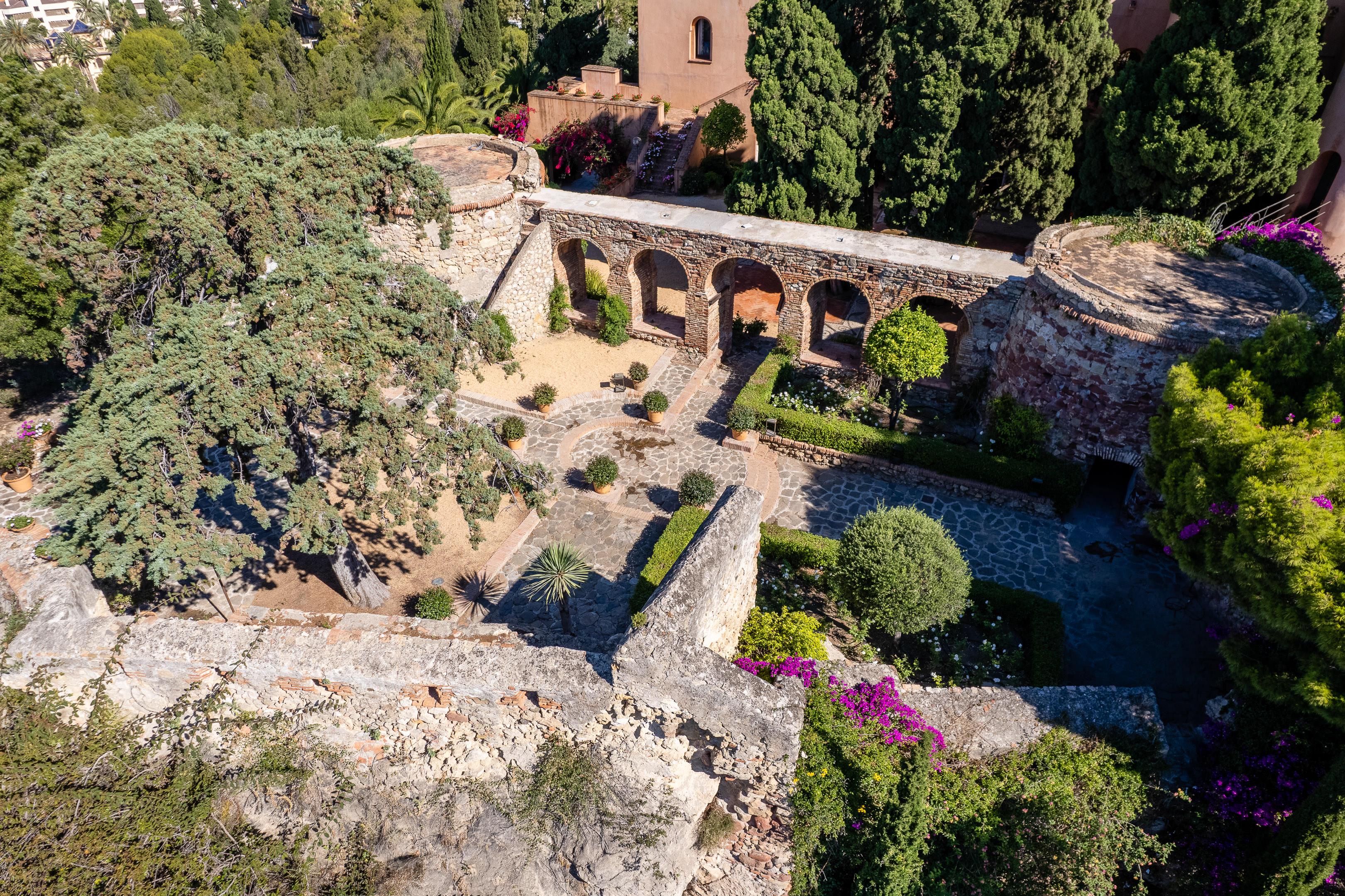 Soho Boutique Castillo De Santa Catalina - Adults Recommended Malaga Exterior photo The Roman bridge