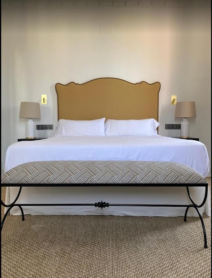 Soho Boutique Castillo De Santa Catalina - Adults Recommended Malaga Exterior photo A bed