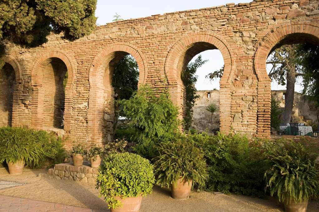 Soho Boutique Castillo De Santa Catalina - Adults Recommended Malaga Exterior photo The Roman aqueduct